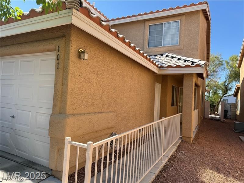 8004 Celestial Avenue 101 — photo 2 of 19