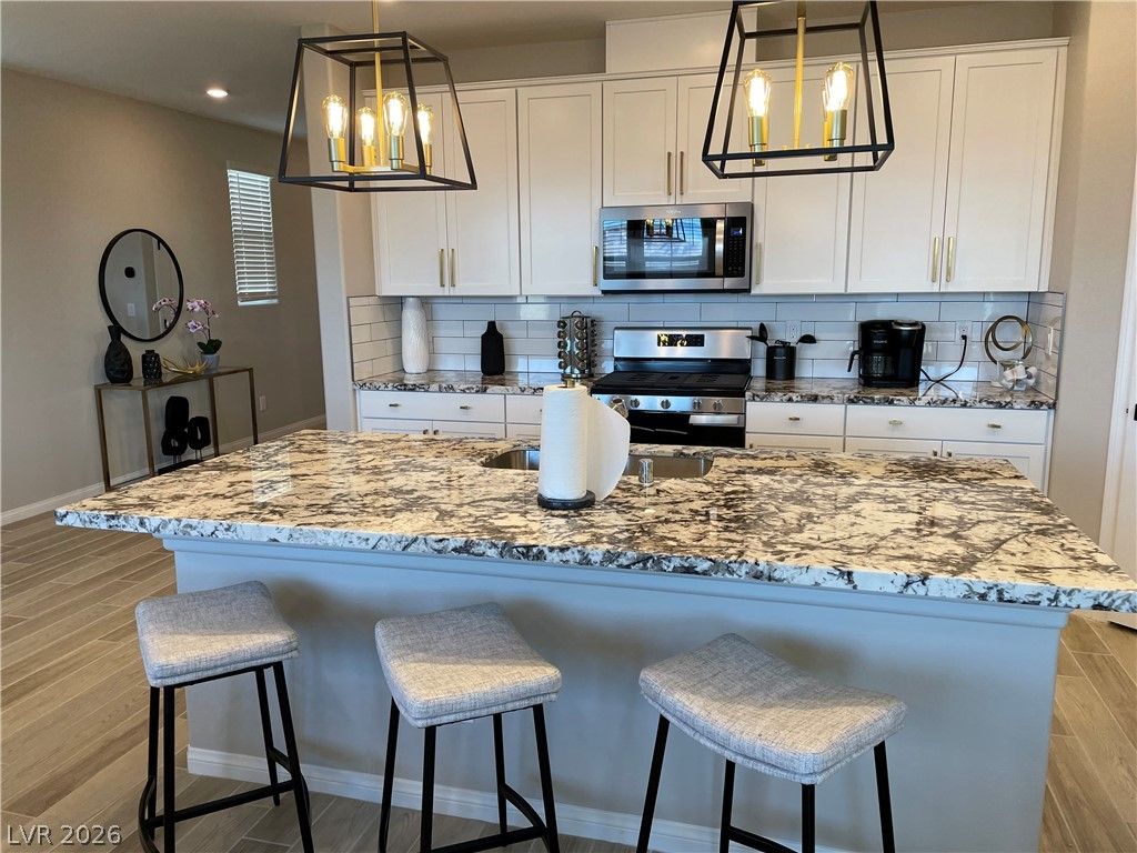 2415 Fasano Street — photo 2