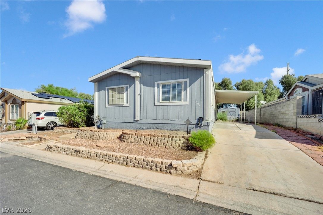 5914 Sassy Rose Drive — photo 3