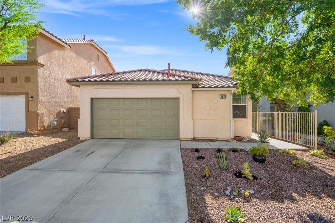 3602 April Springs Street — photo 2 of 21