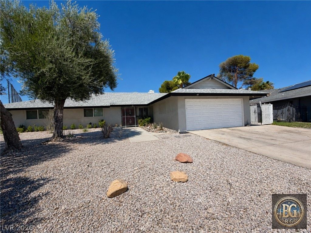 3824 Golf Lane — photo 1 of 24