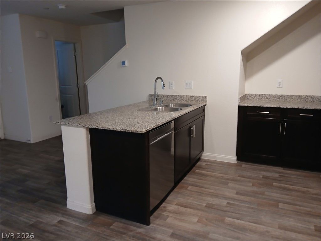 6811 Alpine White Court — photo 5
