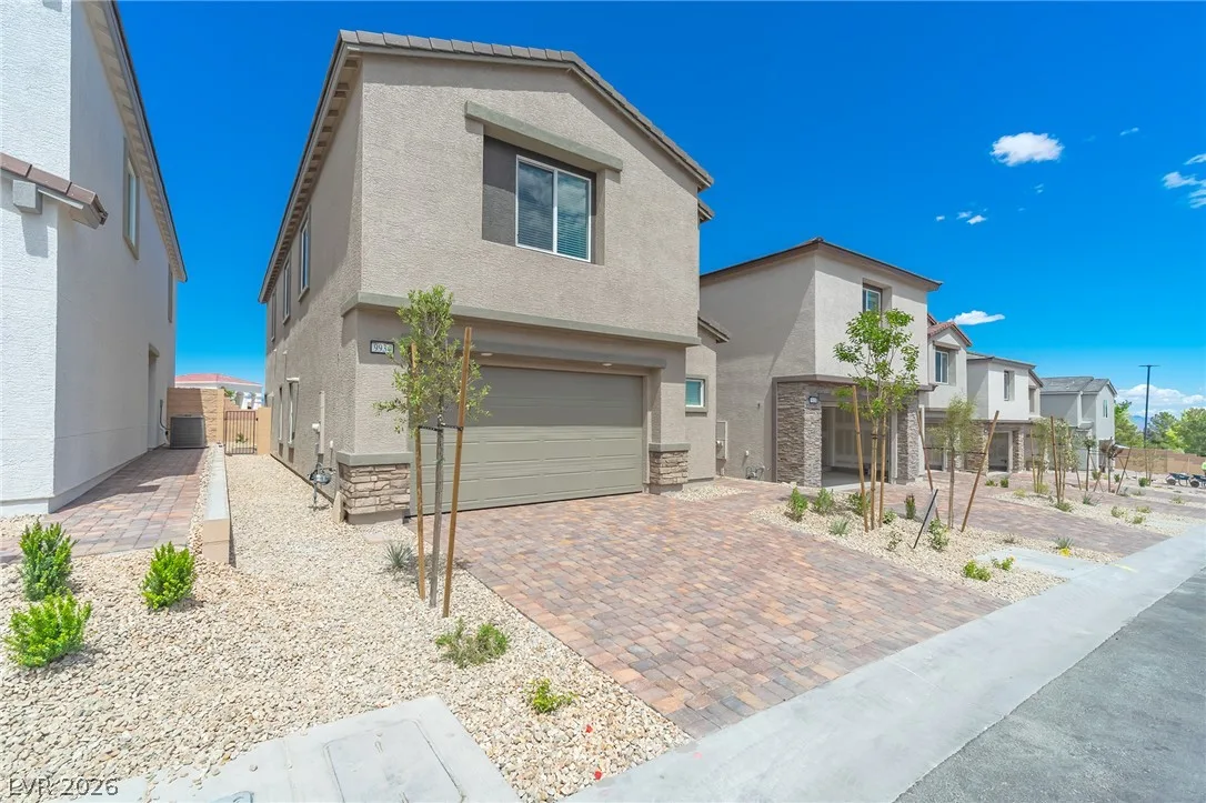 9934 Kimura Hills Avenue — photo 2