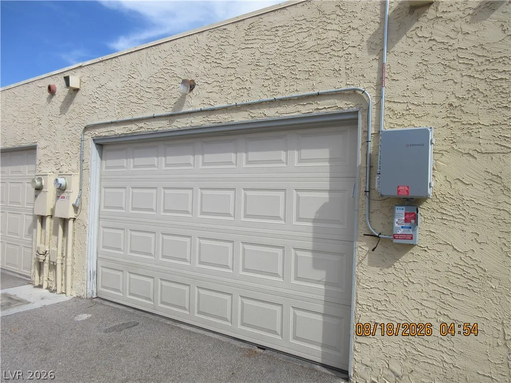 438 Las Casitas Way — photo 4