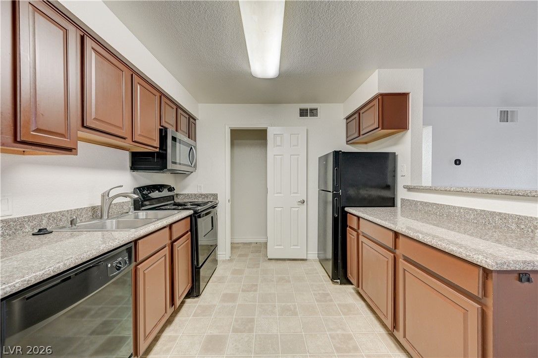 2606 South Durango Drive 248 — photo 1