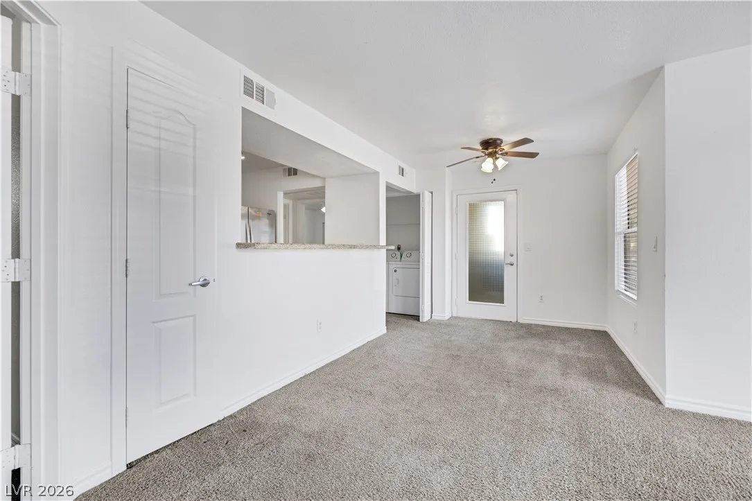 5055 West Hacienda Avenue 1024 — photo 3