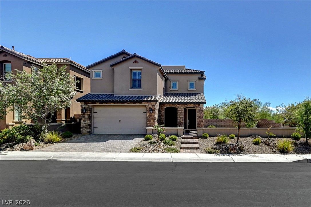 460 Trevinca Street — photo 2