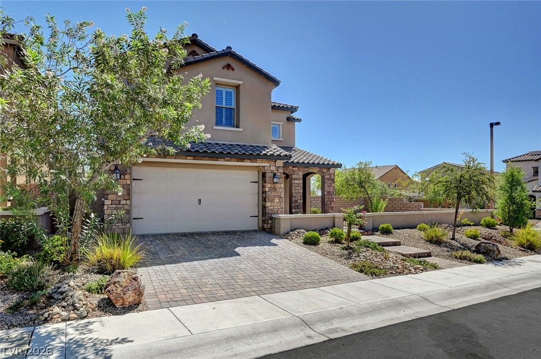 460 Trevinca Street — photo 3
