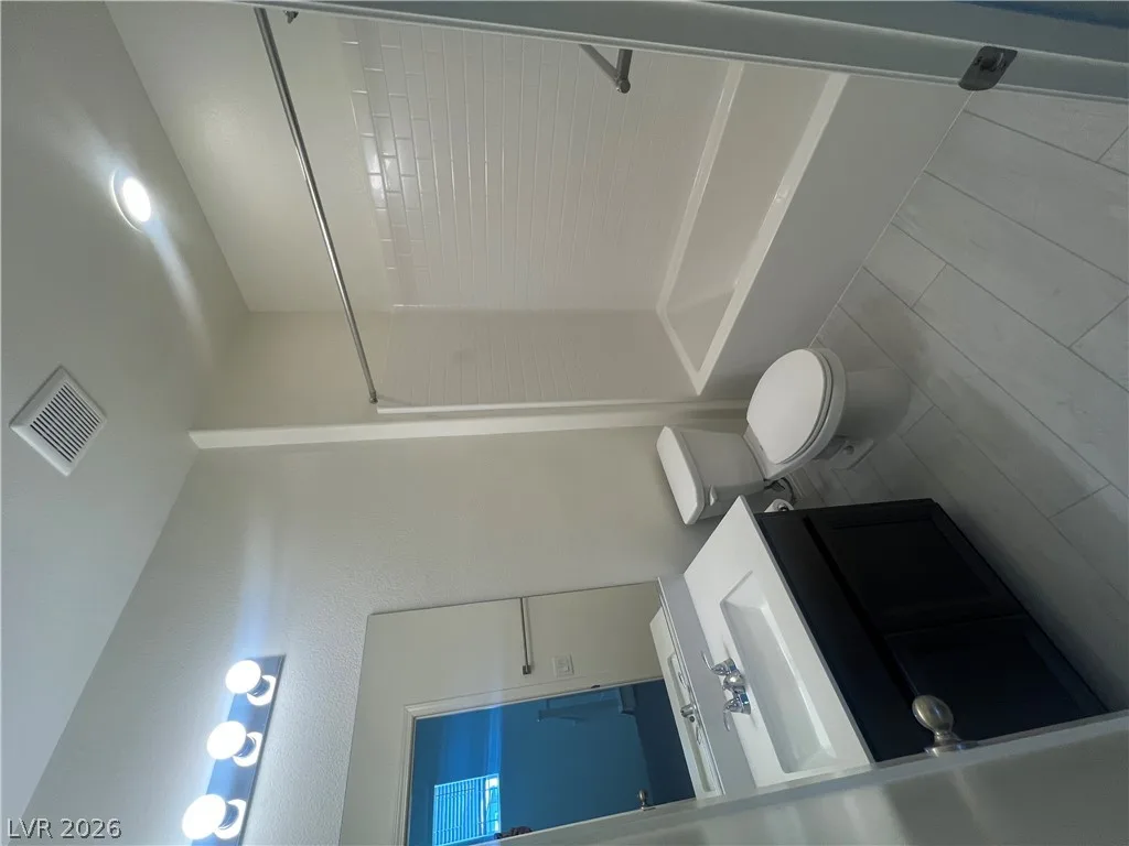 742 Cottonwood Hill Place — photo 2