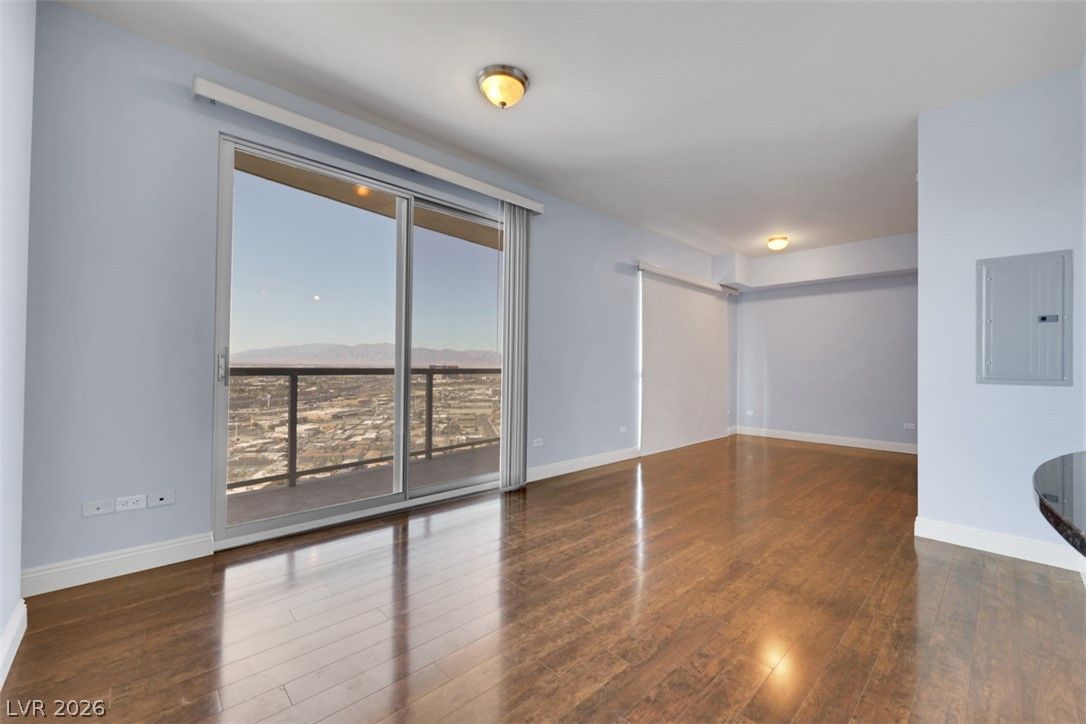 200 West Sahara Avenue 2909 — photo 5