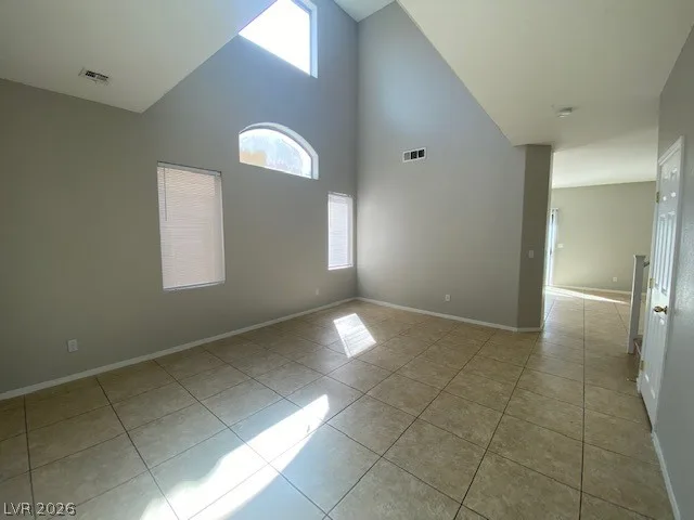 8457 Cheerful Brook Avenue — photo 3