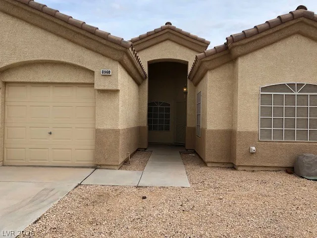 8960 TUMBLING PEBBLE Way — photo 2