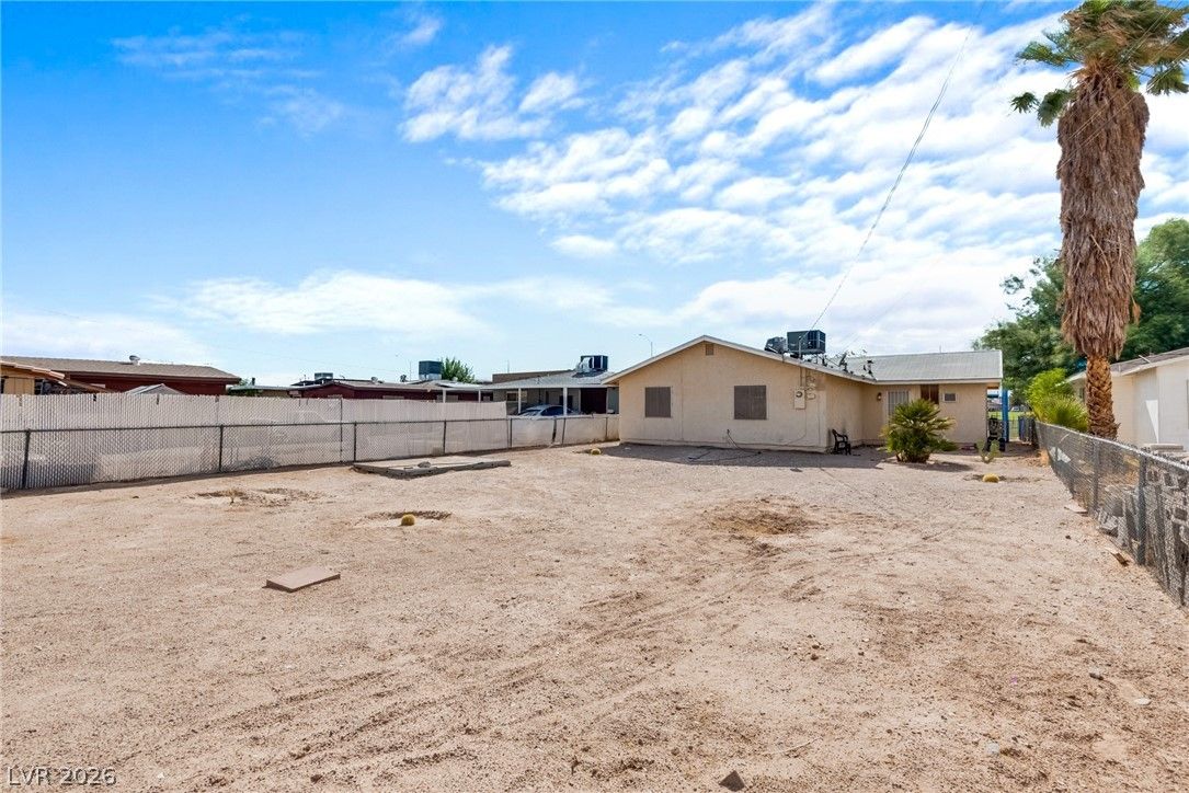 1106 I Street — photo 3