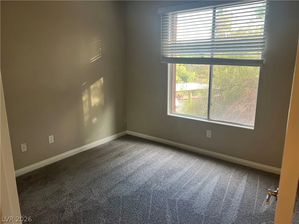 4400 South Jones Boulevard 2078 — photo 5