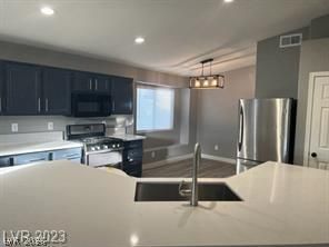 1421 Morning Crescent Street — photo 5 of 17