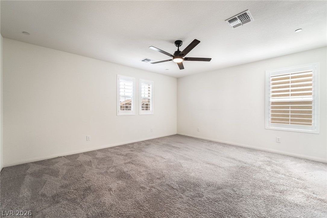 3761 Scafati Avenue — photo 5 of 33