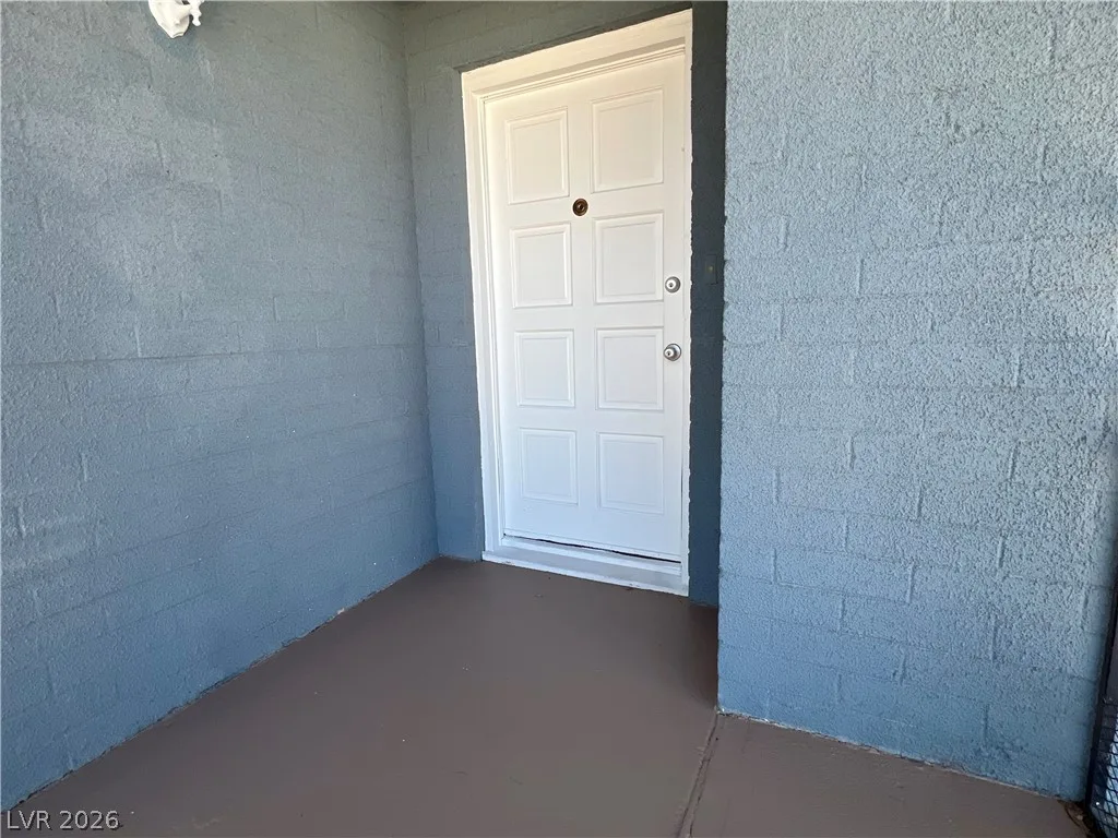 2300 Santa Clara Drive — photo 5