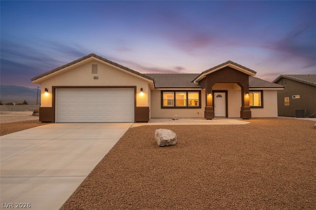 3897 North Mayfield Ranch Road — photo 1