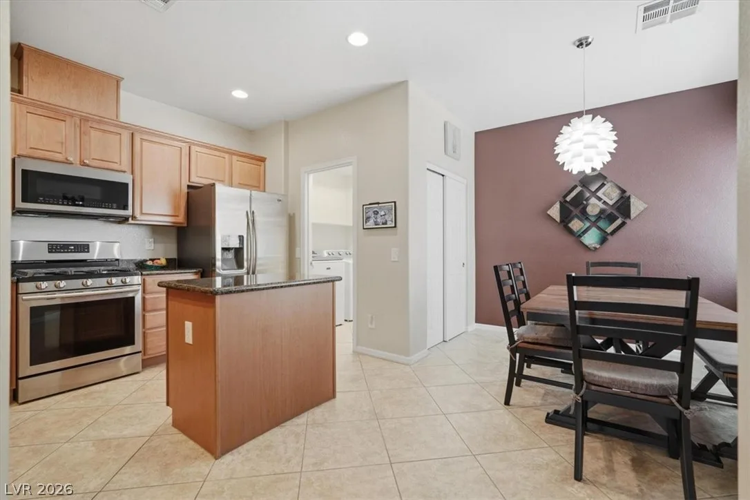 8709 Echo Grande Drive — photo 5