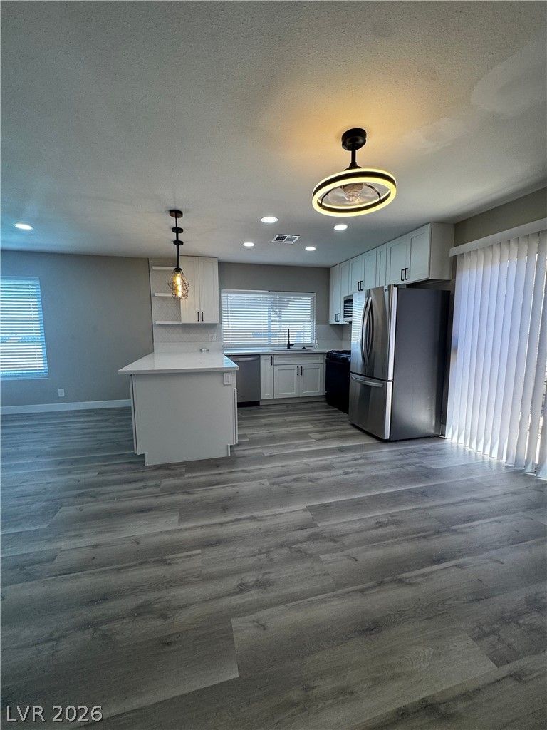 336 VIEWMONT Drive — photo 5