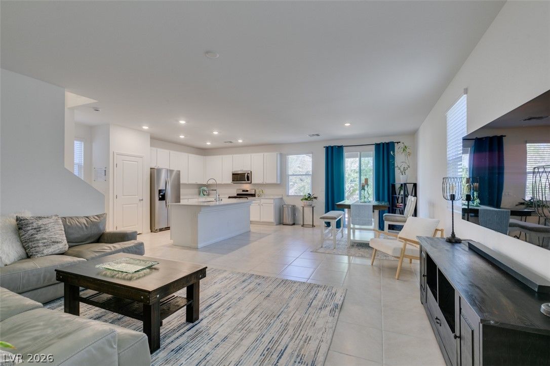 4266 Golden Fleece Avenue — photo 4