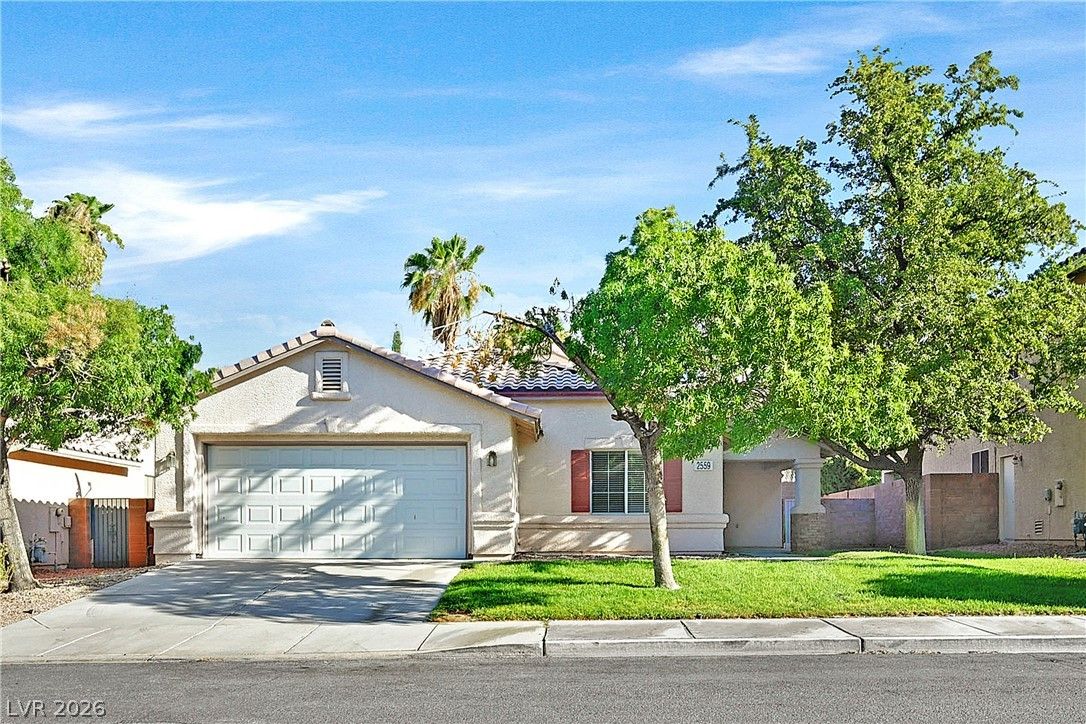 2559 Misty Olive Avenue — photo 1