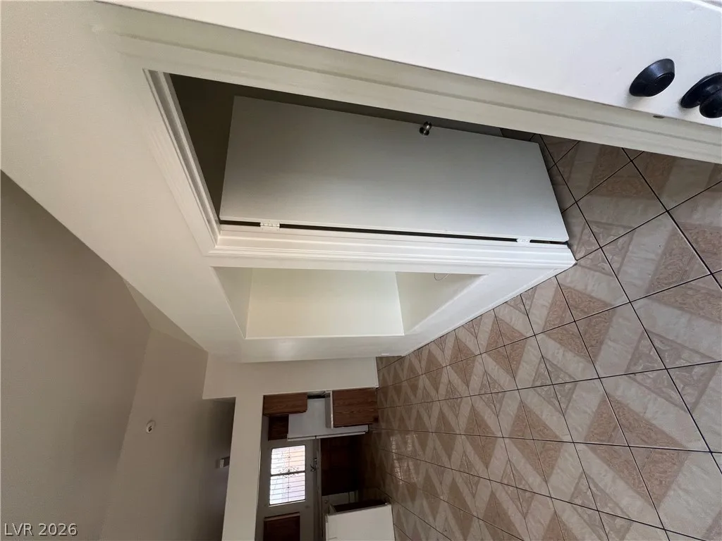 825 Hyattsville Street — photo 4