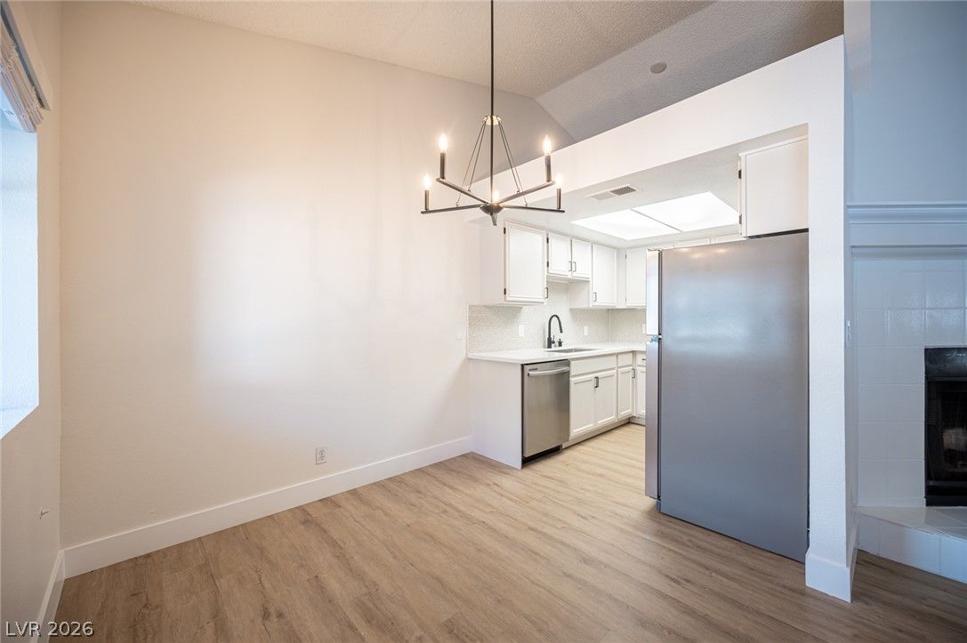 5355 Rod Court 104 — photo 5