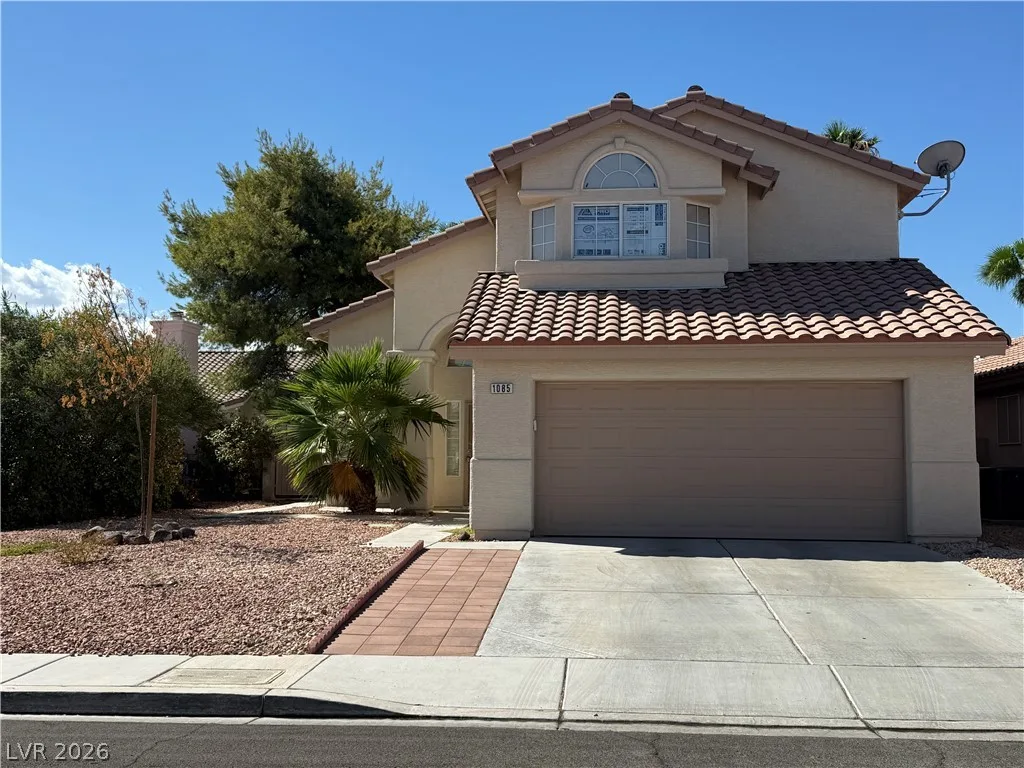 1085 Fan Coral Avenue — photo 2