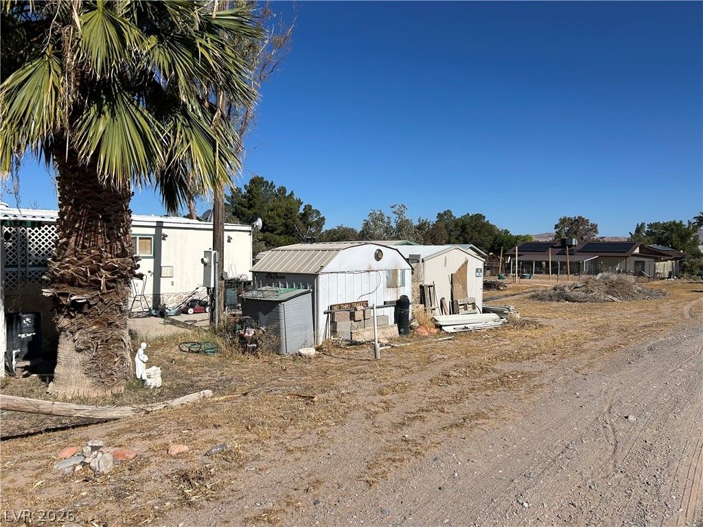 1720 Whipple Avenue — photo 3 of 3