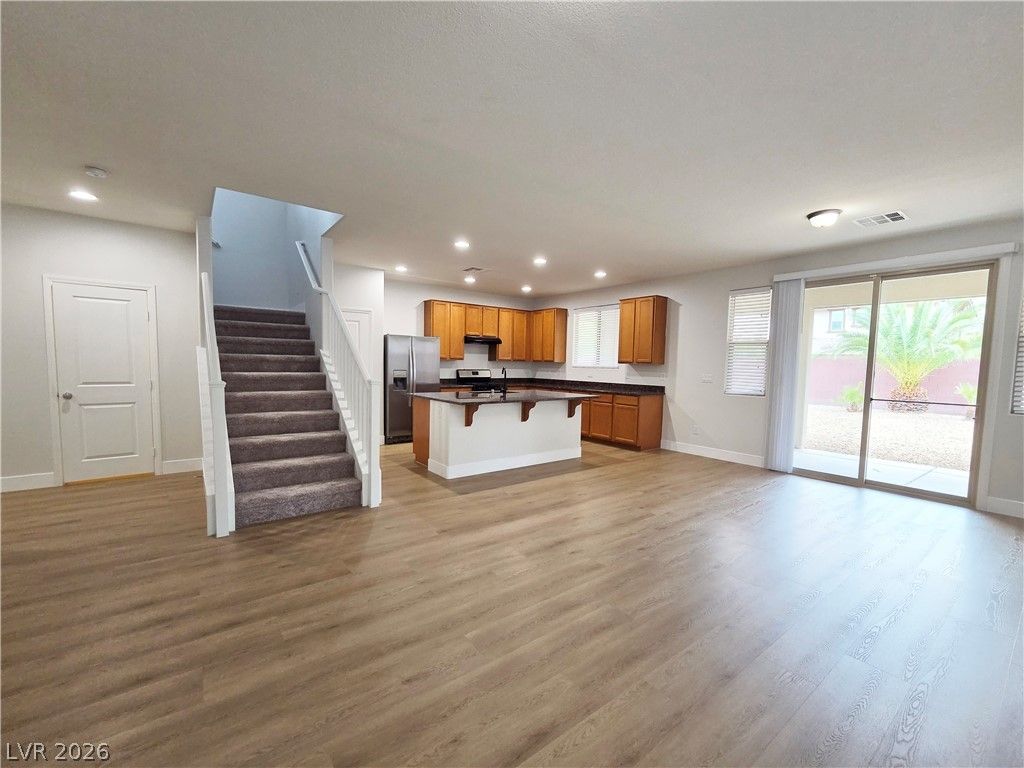 5479 Bristol Grove Lane — photo 4 of 34