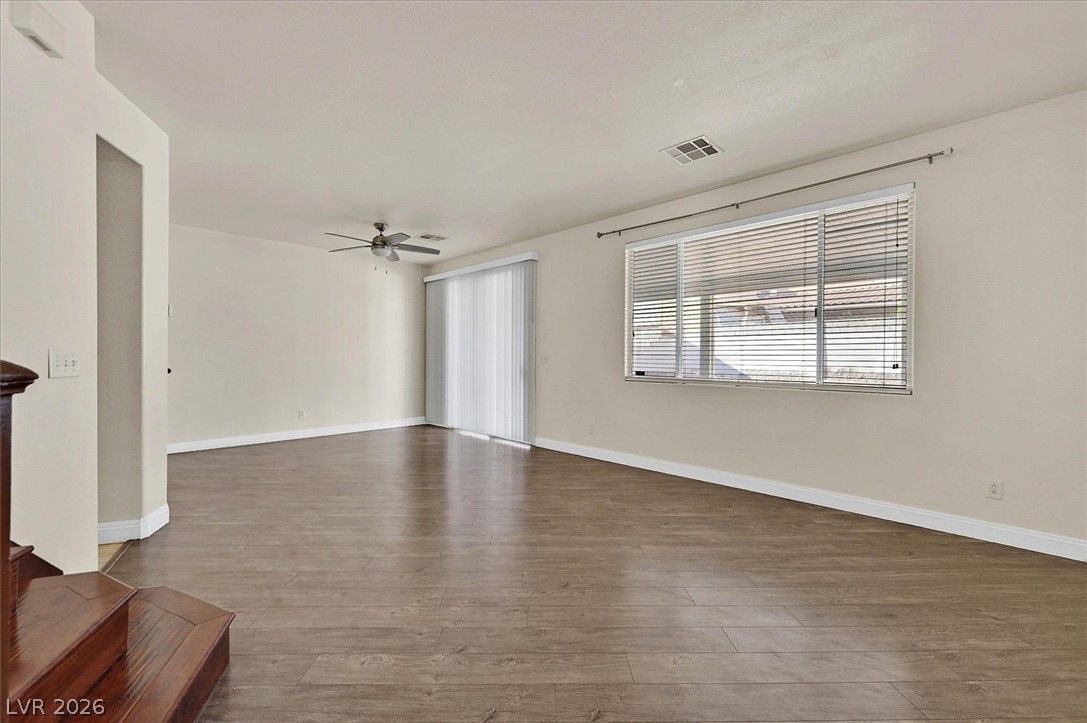 8516 Sonnet Court — photo 5 of 25