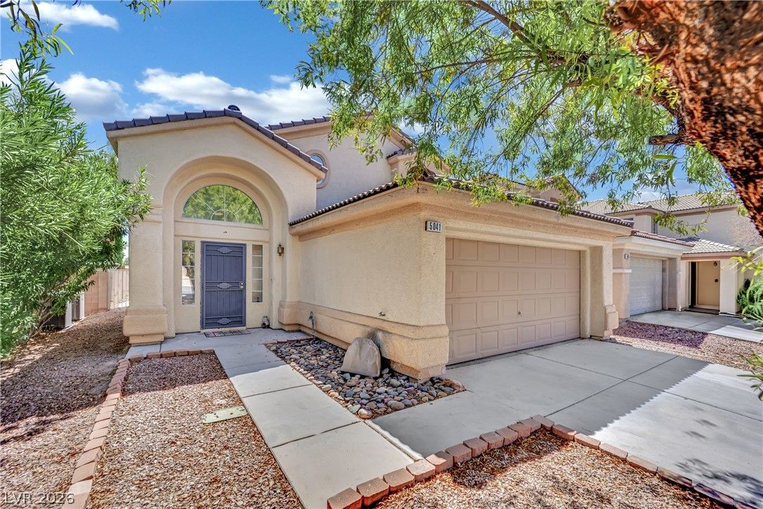 5041 Dancing Lights Avenue — photo 4