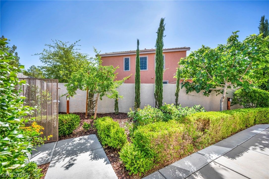 11464 Diveley Avenue — photo 4