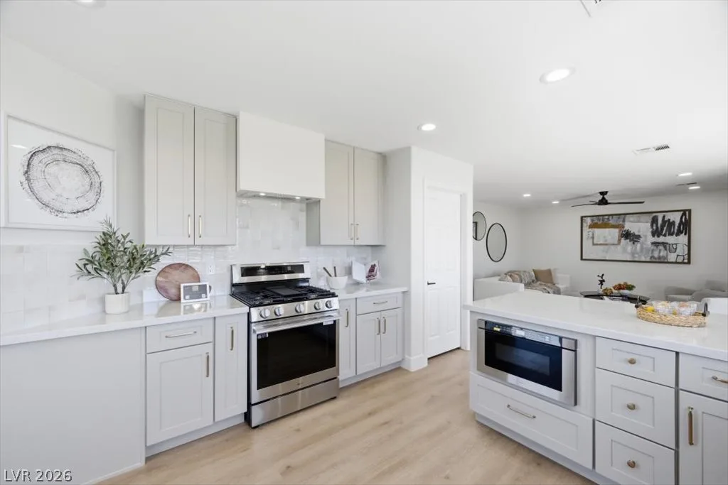 139 Skytop Drive — photo 3