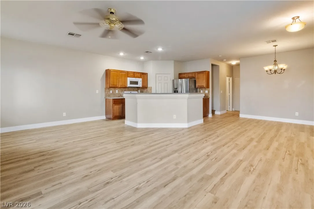 1090 Sheer Paradise Lane 103 — photo 5