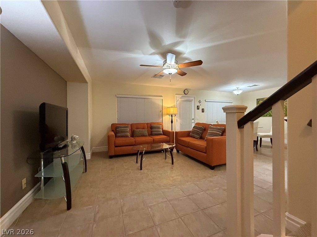 333 CART CROSSING Way — photo 4