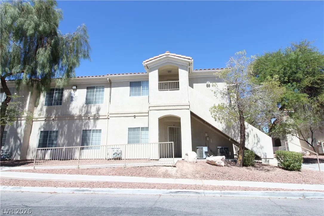 1881 Alexander Road 2009 — photo 3