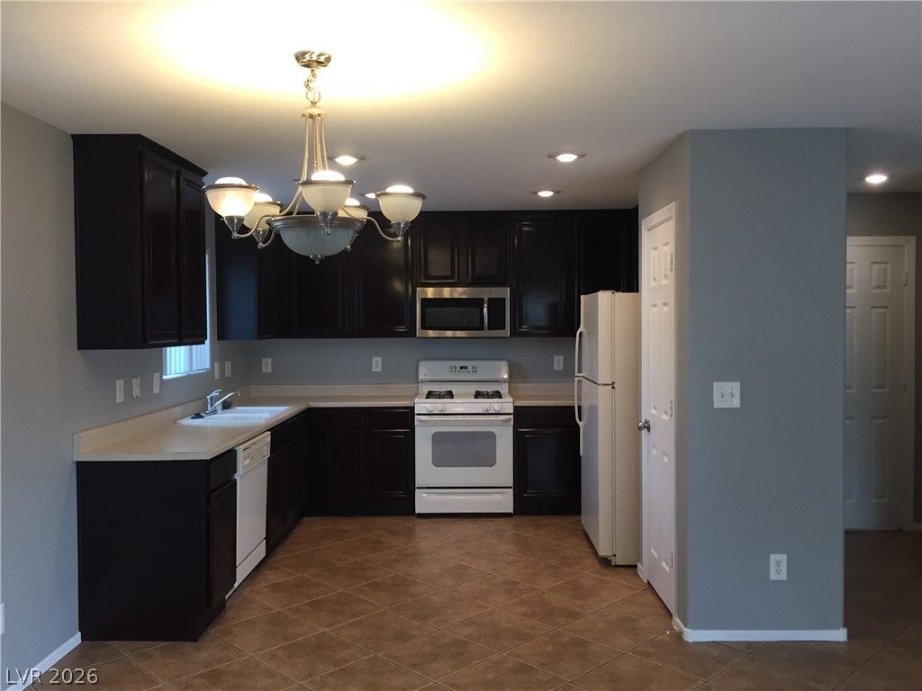 4373 Ruby Treasure Street — photo 3 of 14