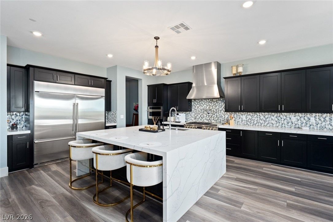 526 La Nain Lane — photo 3