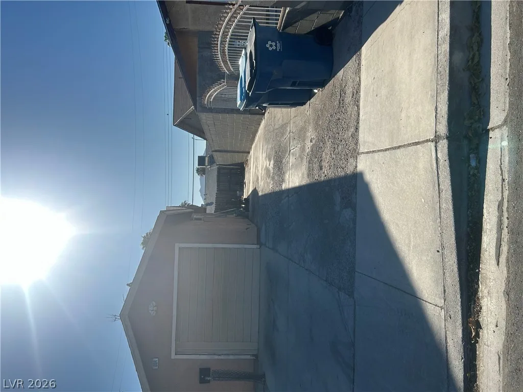 1004 Newport Street — photo 2