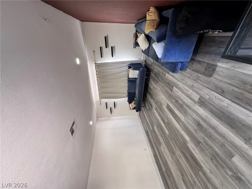 1004 Newport Street — photo 5