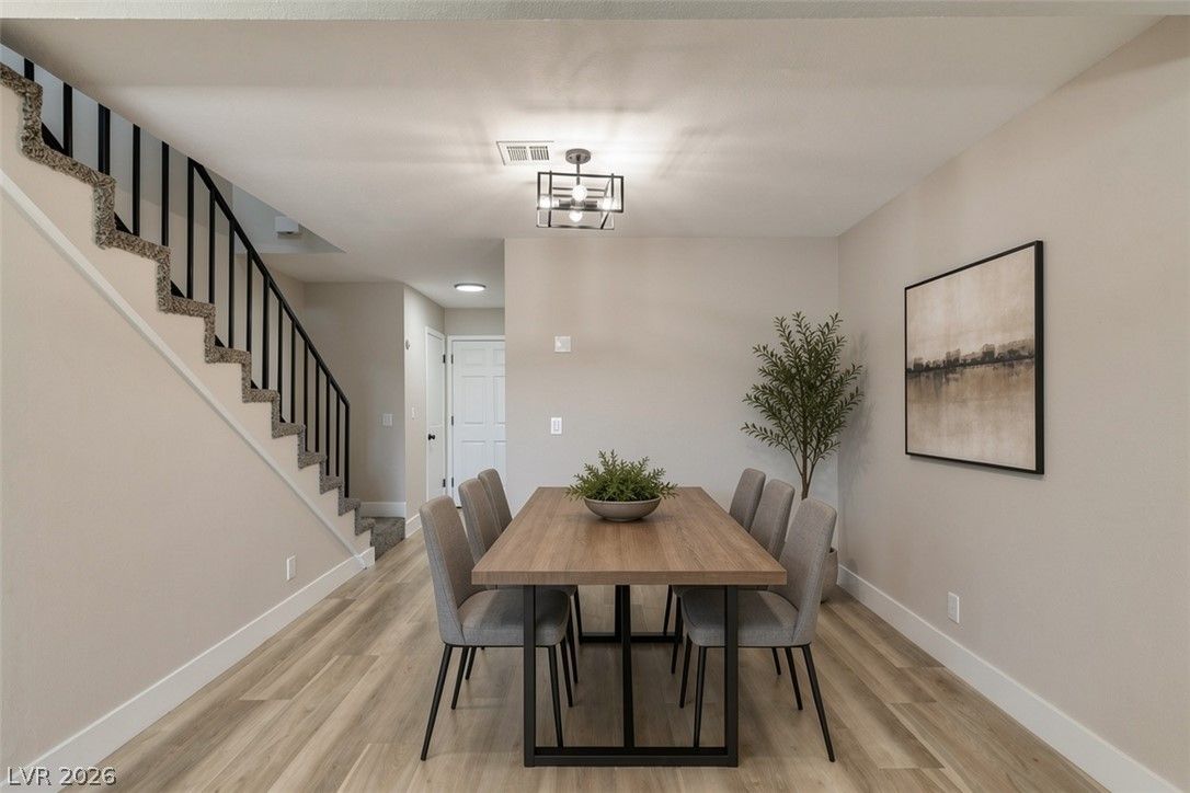 2333 Cardiff Lane C — photo 4