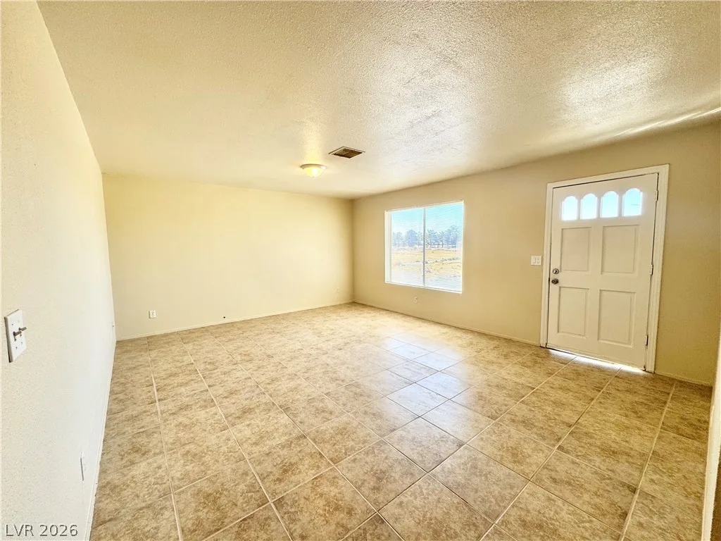1350 Ogallala Street 4 — photo 3