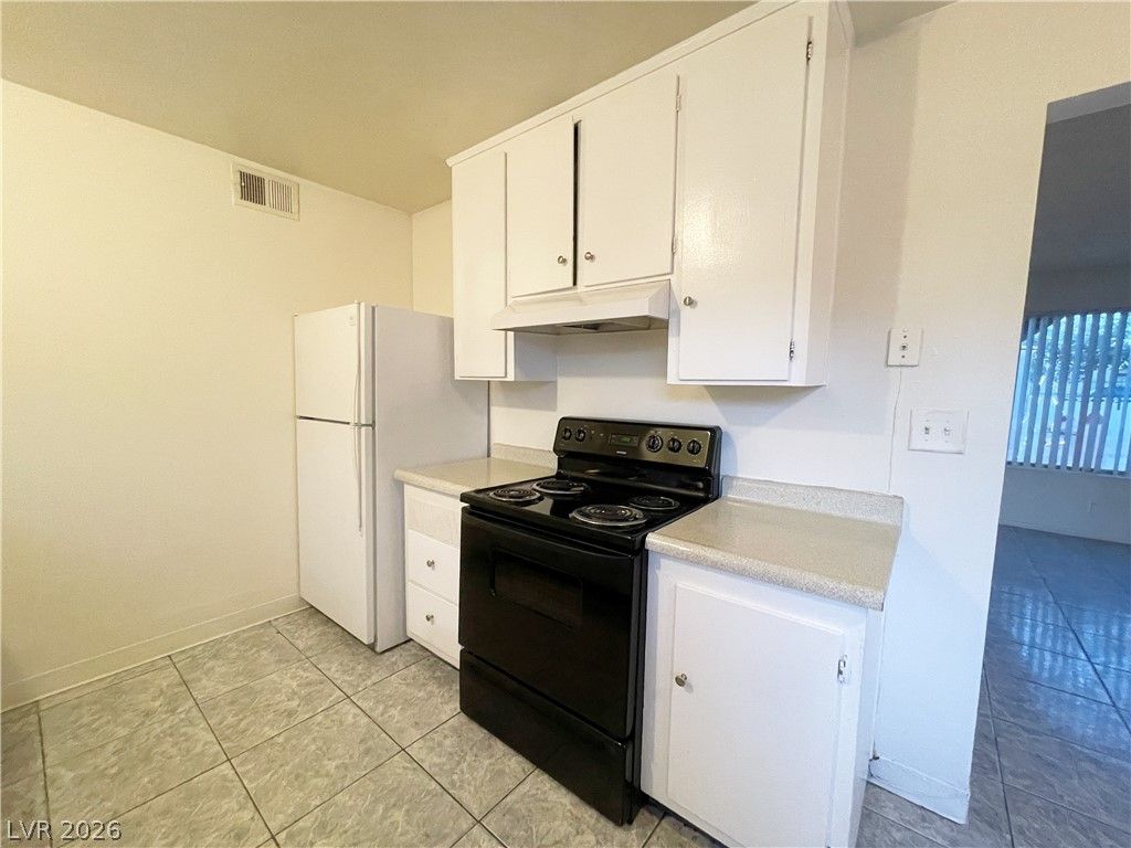 3217 Arlene Way 3 — photo 5