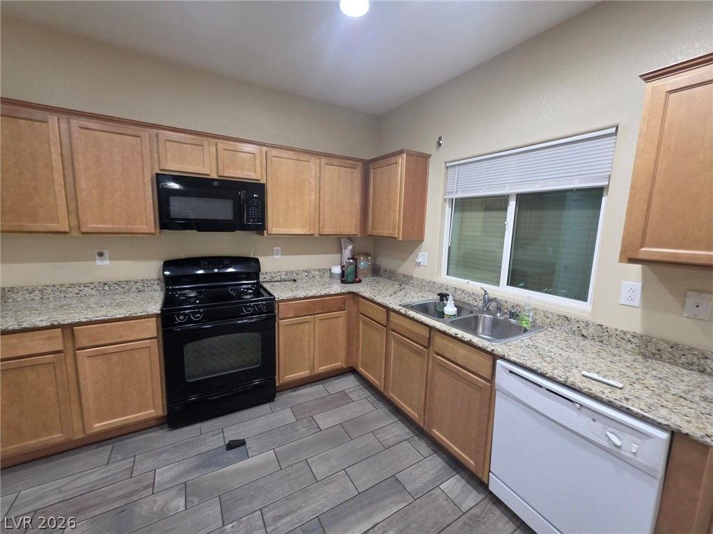 7357 Palo Real Court — photo 5 of 16