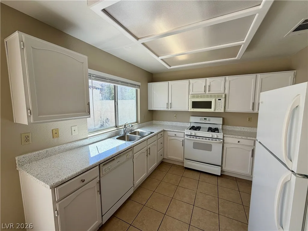 2821 Norfolk Avenue — photo 4