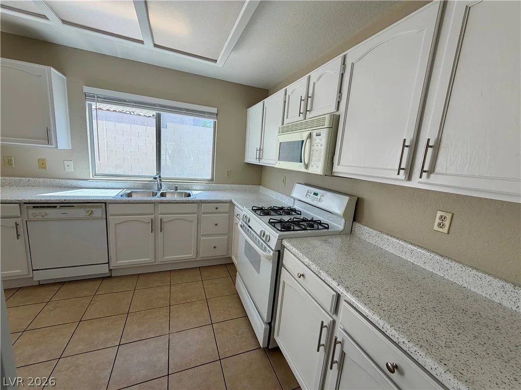 2821 Norfolk Avenue — photo 5
