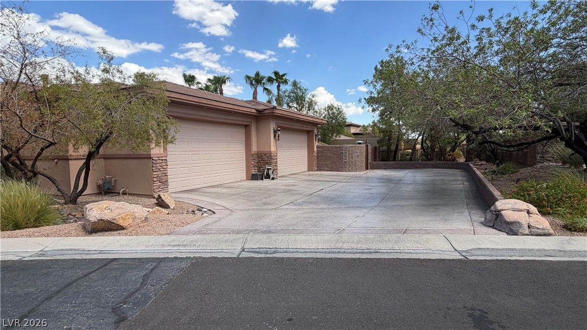 490 Toucan Ridge Court — photo 4 of 7