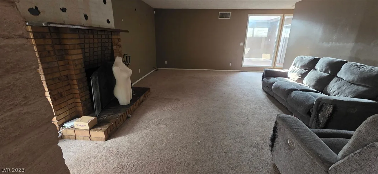 2663 Heritage Drive — photo 4 of 8